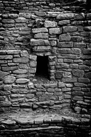 Kivas - Mesa Verde]